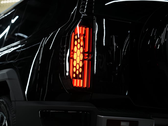 Jetour G700 (Zwart), 2025 te huur in Dubai