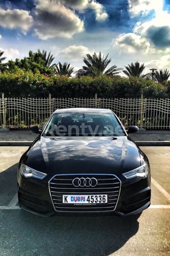 Dubai'de kiralık Audi A6 (Siyah), 2017