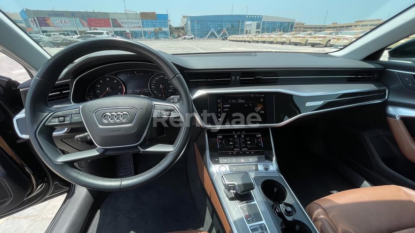 Dubai'de kiralık Audi A6 (Siyah), 2020