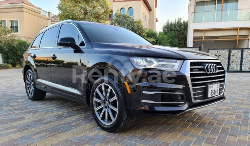 Dubai'de kiralık Audi Q7 (Siyah), 2019