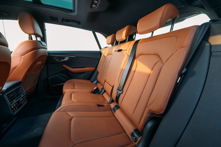 Audi Q8 (Nero), 2022 in affitto a Sharjah