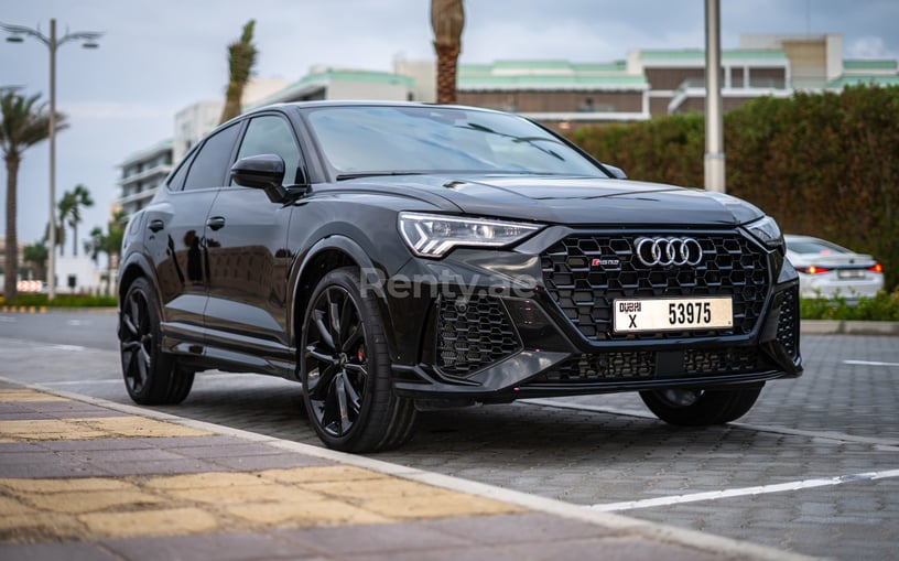 Dubai'de kiralık Audi RSQ3 (Siyah), 2021