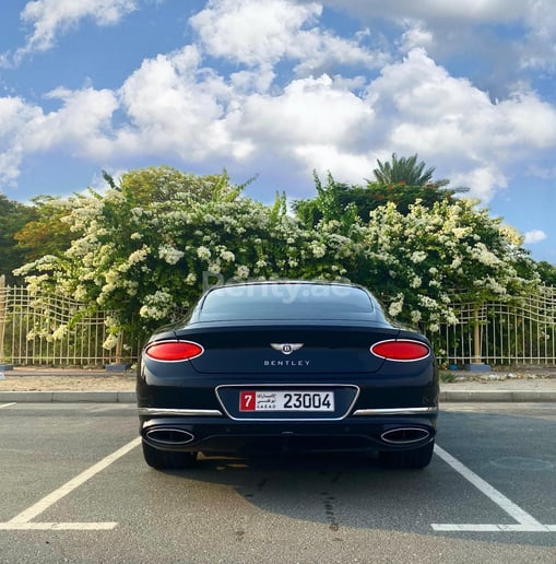 Bentley Continental GT (Negro), 2019 para alquiler en Dub&aacute;i