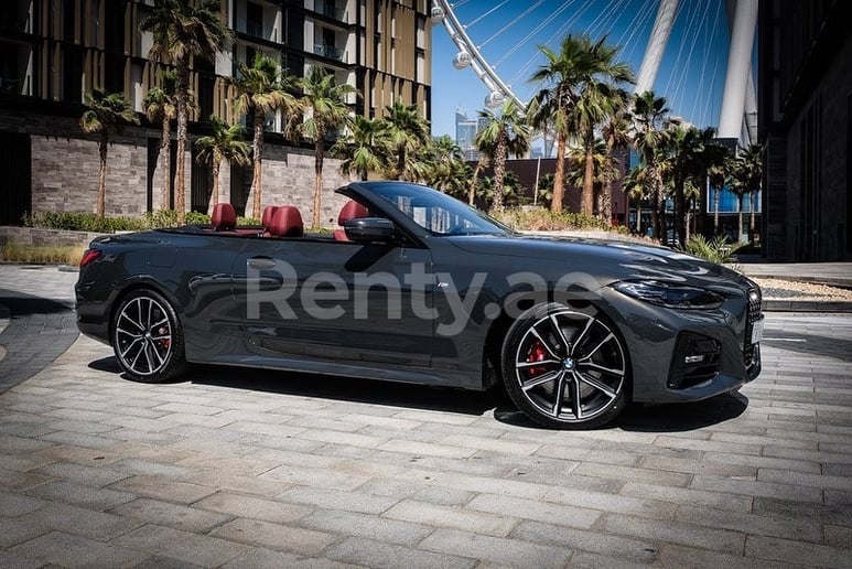 BMW 430i cabrio (Grigio Scuro), 2022 in affitto a Ras Al Khaimah