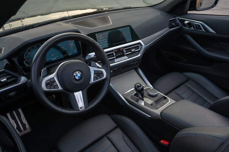 BMW 430i cabrio (Noir), 2023 - offres de bail &agrave; Duba&iuml;