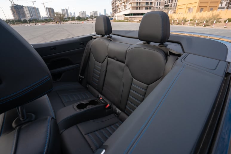 BMW 430i cabrio (Noir), 2023 - offres de bail &agrave; Duba&iuml;