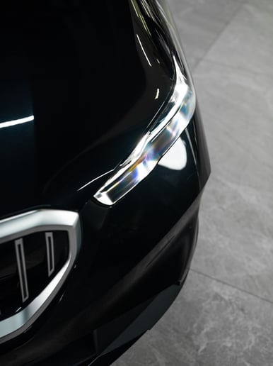 BMW 520i (Negro), 2025 para alquiler en Dub&aacute;i