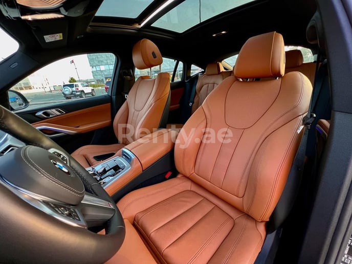 BMW X6 (Nero), 2022 in affitto a Dubai