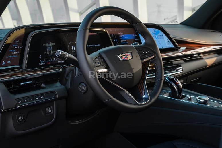 Cadillac Escalade Black Edition (Negro), 2021 para alquiler en Ras Al Khaimah