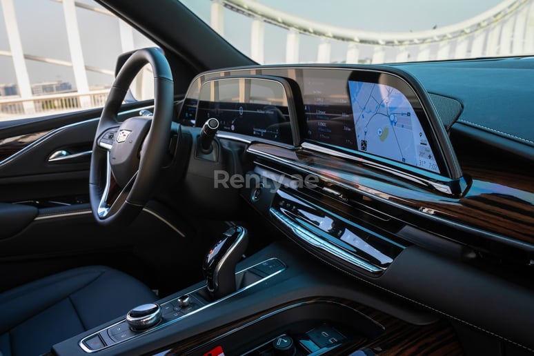 Cadillac Escalade Black Edition (Negro), 2021 para alquiler en Ras Al Khaimah