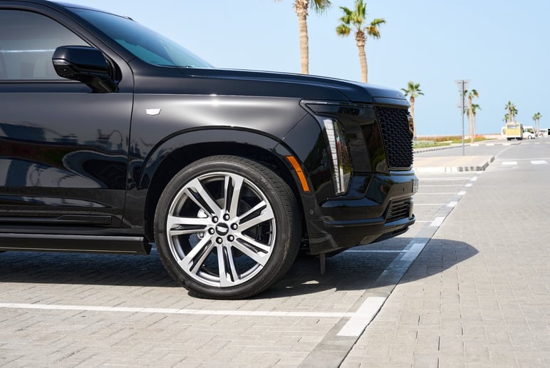Cadillac Escalade (Noir), 2025 &agrave; louer &agrave; Ras Al Khaimah