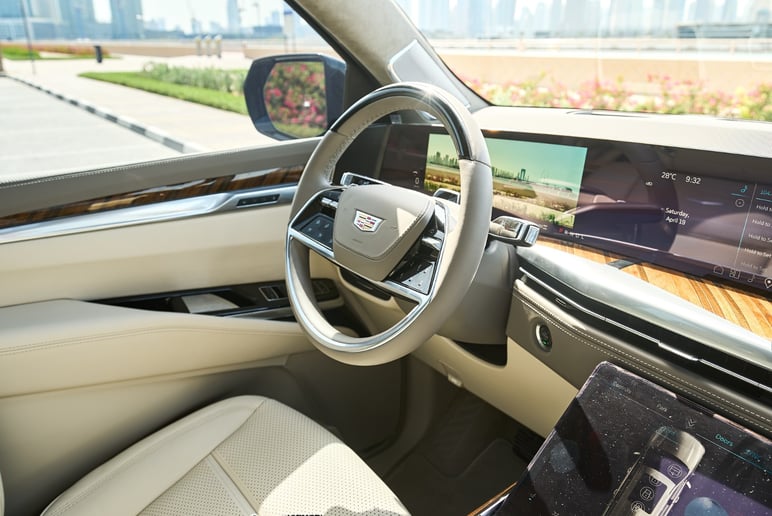 Cadillac Escalade (Noir), 2025 &agrave; louer &agrave; Ras Al Khaimah