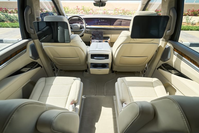 Cadillac Escalade (Noir), 2025 &agrave; louer &agrave; Ras Al Khaimah