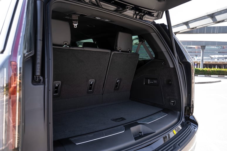 Cadillac Escalade (Schwarz), 2025 - Leasingangebote in Dubai