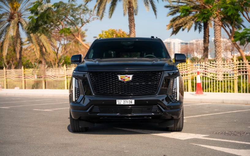 Cadillac Escalade (Negro), 2025 - ofertas de arrendamiento en Ras Al Khaimah