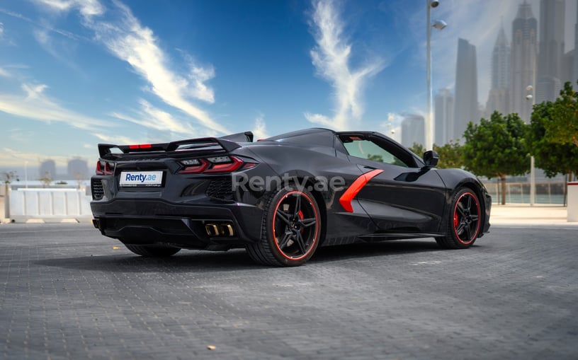 Chevrolet Corvette Spyder (Nero), 2021 in affitto a Dubai