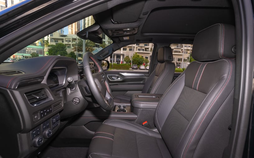 Chevrolet Tahoe RST (Negro), 2024 para alquiler en Sharjah