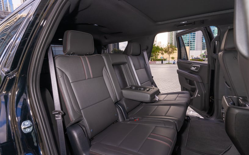 Chevrolet Tahoe RST (Negro), 2024 para alquiler en Sharjah