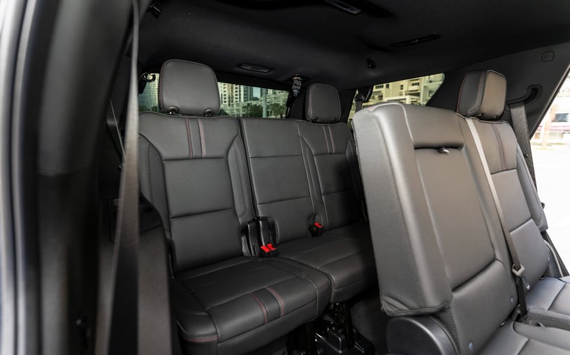 Chevrolet Tahoe (Schwarz), 2025  zur Miete in Ras Al Khaimah