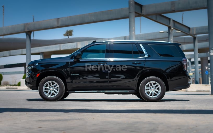 Chevrolet Tahoe (Schwarz), 2021  zur Miete in Abu Dhabi