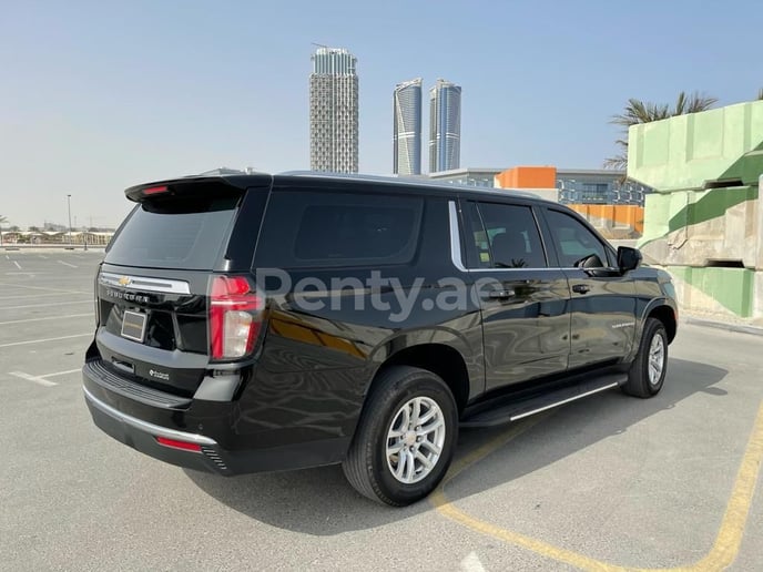 Chevrolet Tahoe (Zwart), 2021 te huur in Ras Al Khaimah