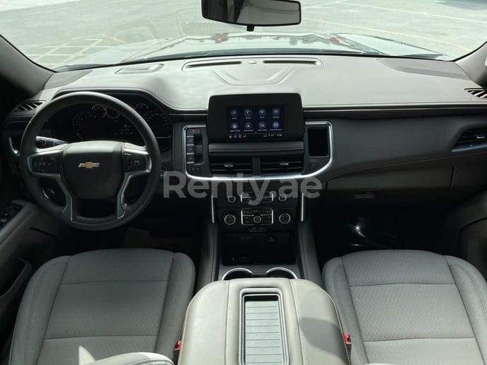 Chevrolet Tahoe (Zwart), 2021 te huur in Ras Al Khaimah