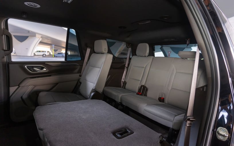 Chevrolet Tahoe (Schwarz), 2022  zur Miete in Dubai