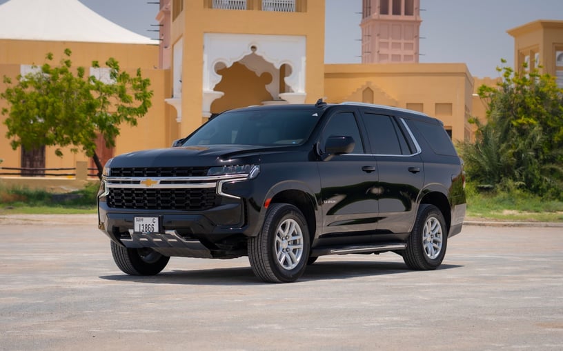 Chevrolet Tahoe (Schwarz), 2024  zur Miete in Abu Dhabi