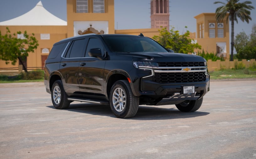 Chevrolet Tahoe (Schwarz), 2024  zur Miete in Abu Dhabi