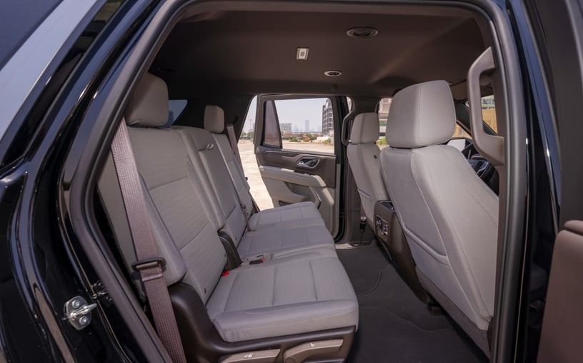 Chevrolet Tahoe (Schwarz), 2024  zur Miete in Abu Dhabi