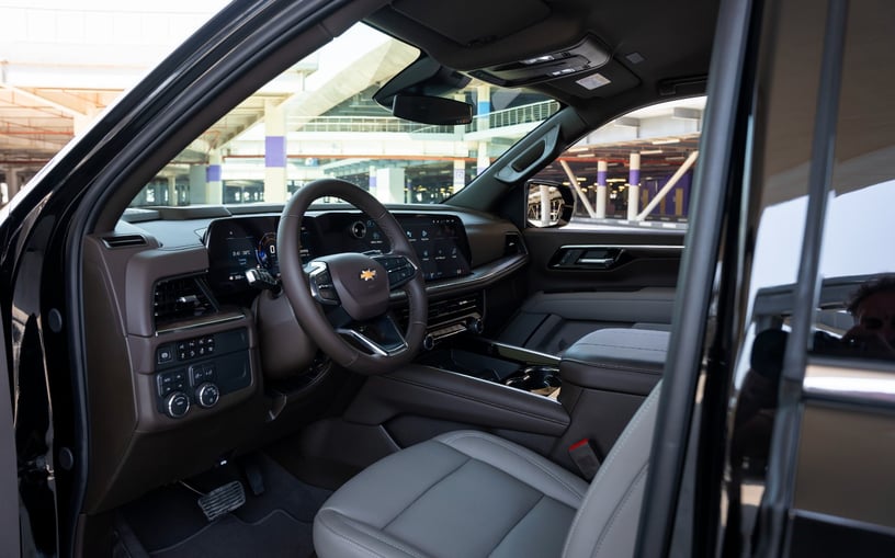 Chevrolet Tahoe (Negro), 2025 para alquiler en Sharjah