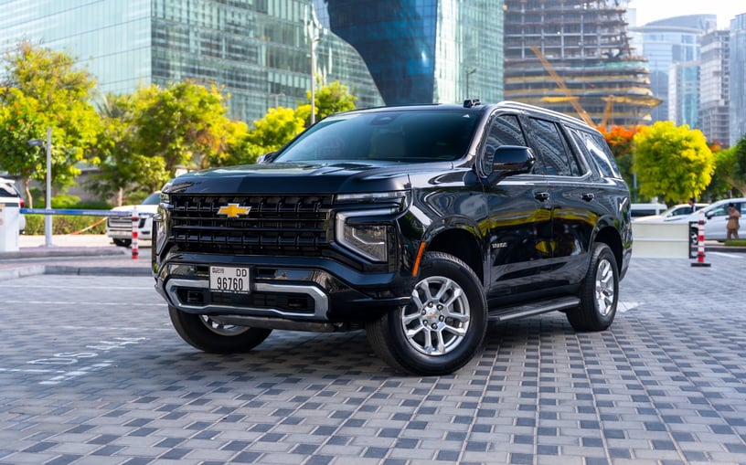 Chevrolet Tahoe (Schwarz), 2025  zur Miete in Ras Al Khaimah