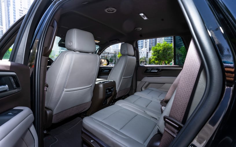 Chevrolet Tahoe (Schwarz), 2025  zur Miete in Ras Al Khaimah