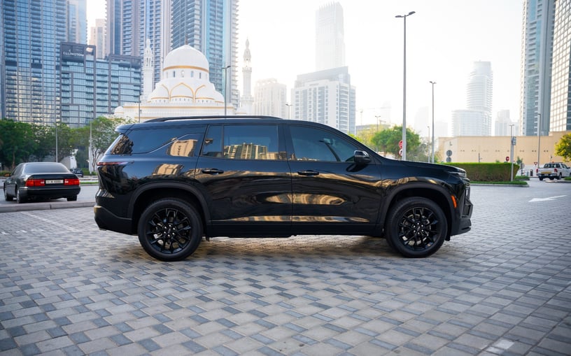 Chevrolet traverse (Siyah), 2025 - Res&uuml;'l-Hayme'deki leasing teklifleri
