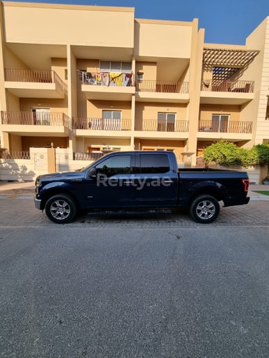 إيجار فورد F150 (أسود), 2016 في دبي
