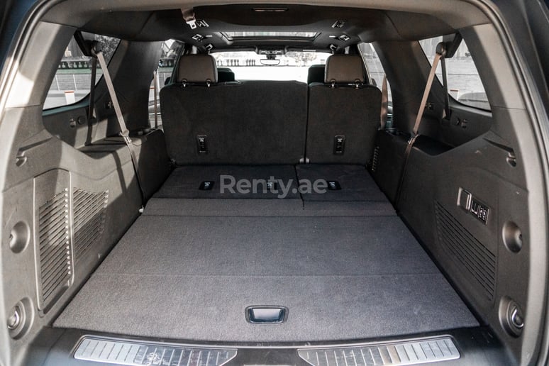 Dubai'de kiralık GMC Yukon Denali (Siyah), 2021