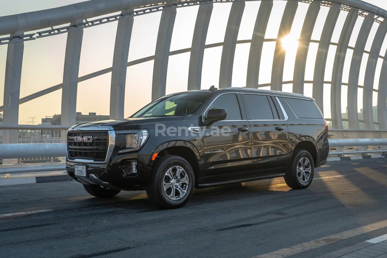 GMC Yukon XL (Noir), 2021 &agrave; louer &agrave; Abu Dhabi