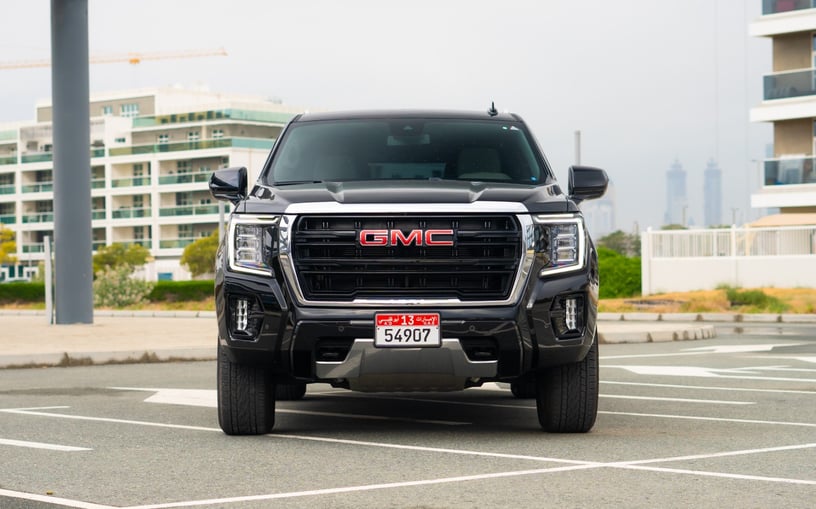 GMC Yukon (Nero), 2024 in affitto a Abu Dhabi