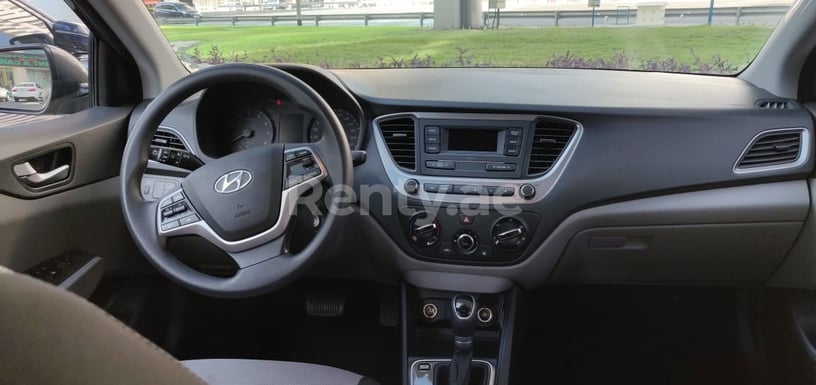 Hyundai Accent (Черный), 2020 для аренды в Дубай