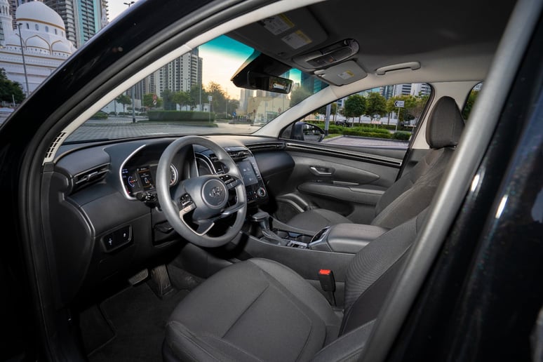 Hyundai Tucson (Schwarz), 2022  zur Miete in Ras Al Khaimah
