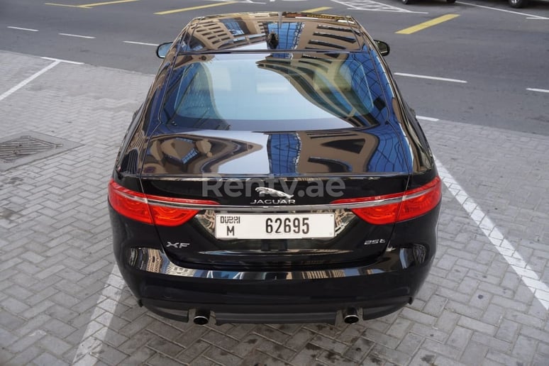 Jaguar XF (Noir), 2019 &agrave; louer &agrave; Sharjah