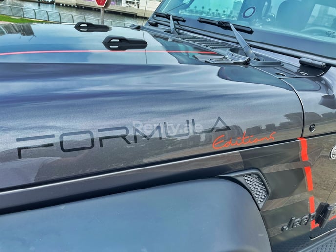 Jeep Wrangler (Nero), 2021 in affitto a Sharjah
