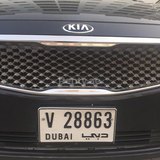 Kia Cadenza (Noir), 2018 &agrave; louer &agrave; Duba&iuml;