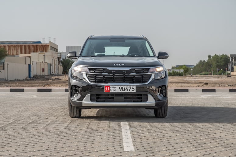 KIA Seltos (Nero), 2024 in affitto a Sharjah