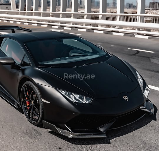 Lamborghini Huracan (Черный), 2019 для аренды в Дубай