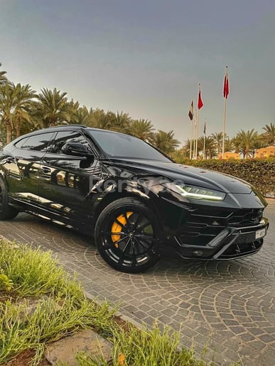 Lamborghini Urus (Nero), 2021 in affitto a Dubai