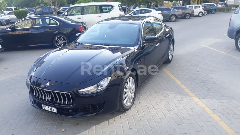 Maserati Ghibli (Noir), 2019 &agrave; louer &agrave; Duba&iuml;