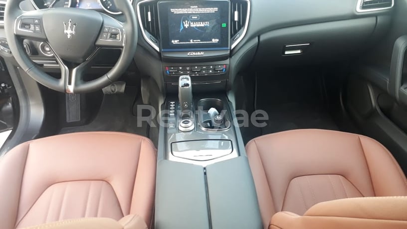 Maserati Ghibli (Noir), 2019 &agrave; louer &agrave; Duba&iuml;
