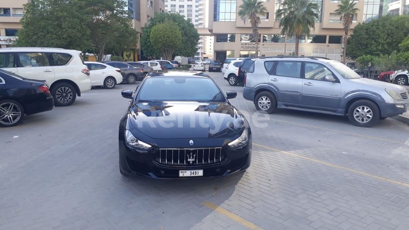 Maserati Ghibli (Noir), 2019 &agrave; louer &agrave; Duba&iuml;