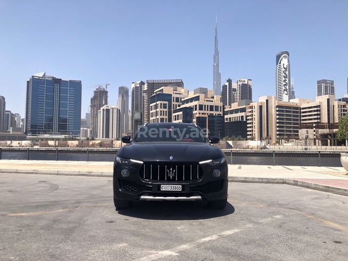 Maserati Levante (Noir), 2019 &agrave; louer &agrave; Duba&iuml;